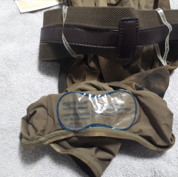 Ladies one piece bathing suit with belt. - Picture 11 of 13